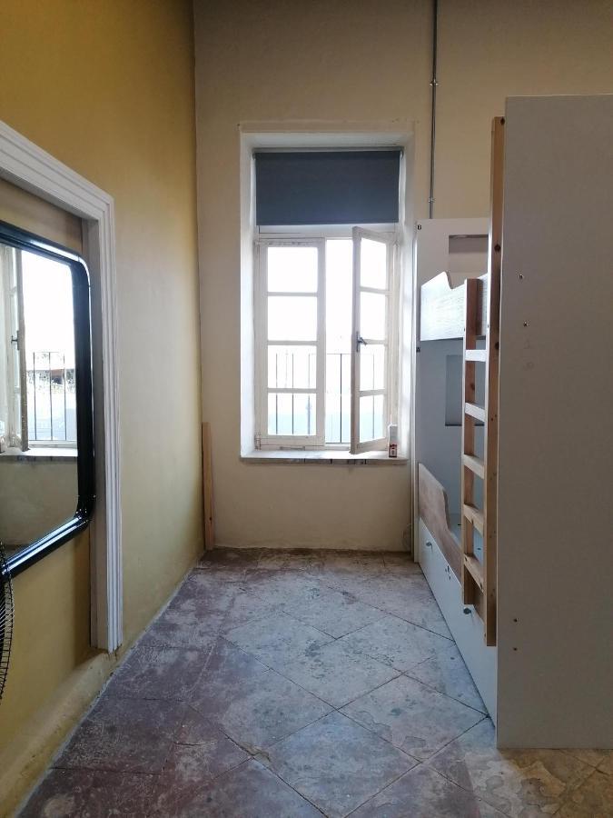 Bunk Bed in Mixed Dormitory Room