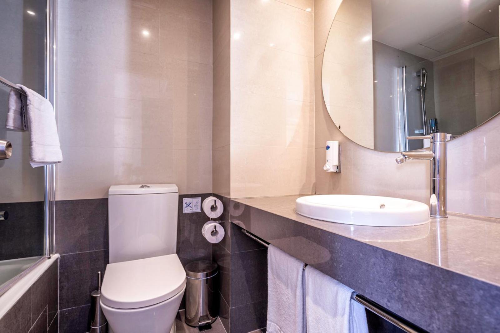 Four - Bedded Room with Sea view ( 2 Adults + 2 Children)