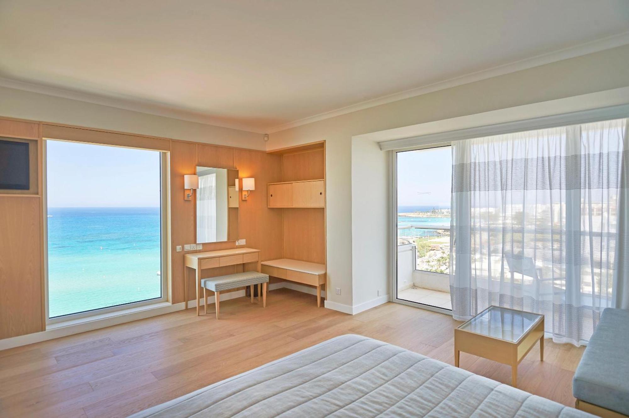 Panoramic Sea View Suite,1598904883:JPEG