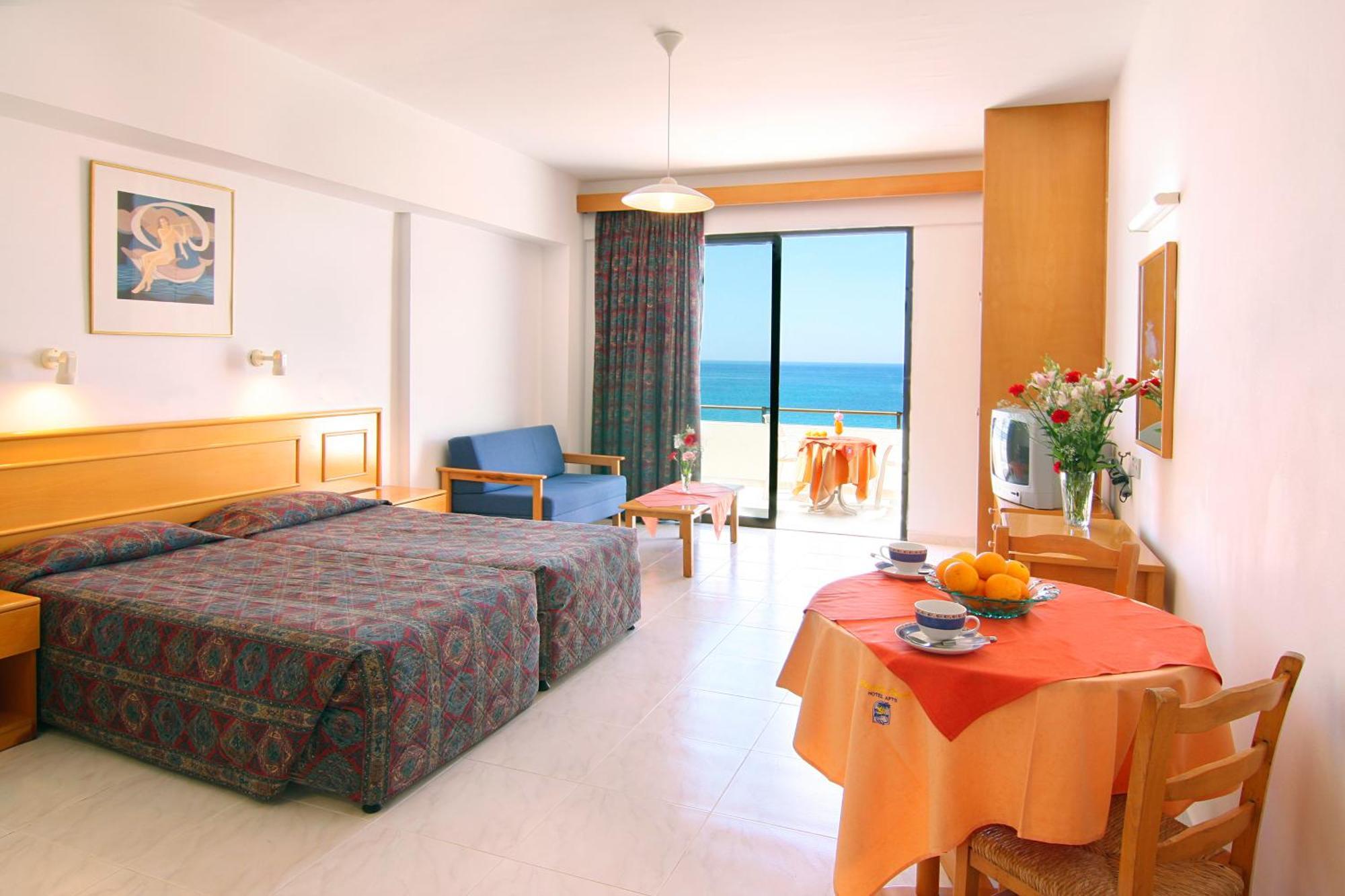 One-Bedroom Apartment Limited Sea View