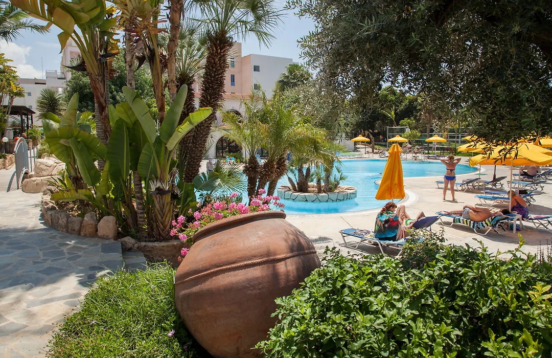 Mayfair Gardens-1