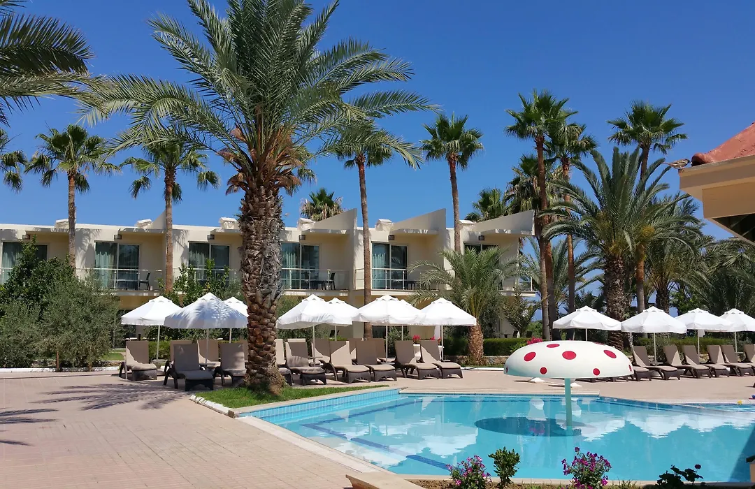 Oscar Resort Hotel-1