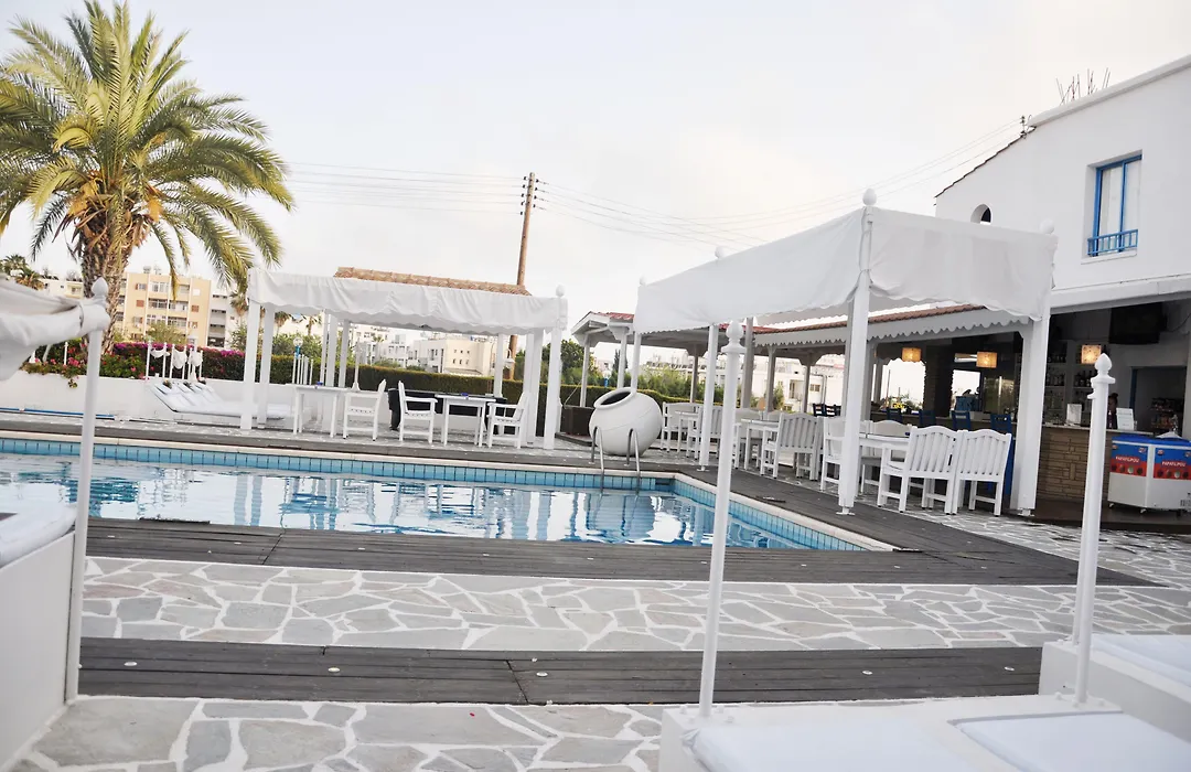 Tasmaria Aparthotel-1