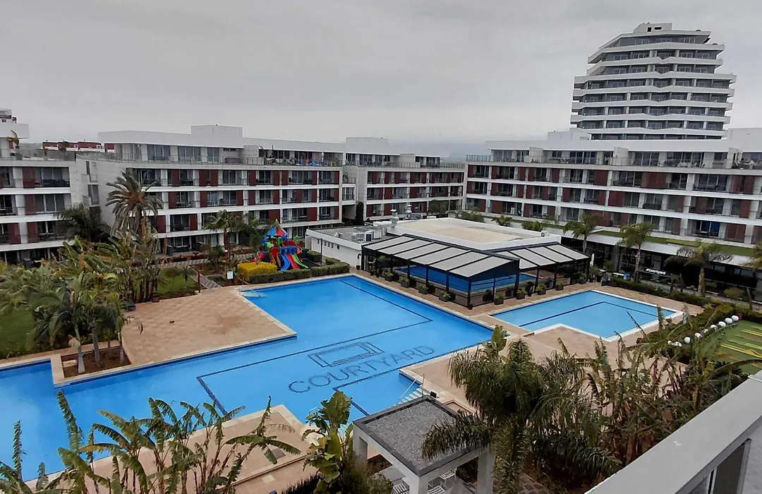 Courtyard Long Beach Holiday Resort-1