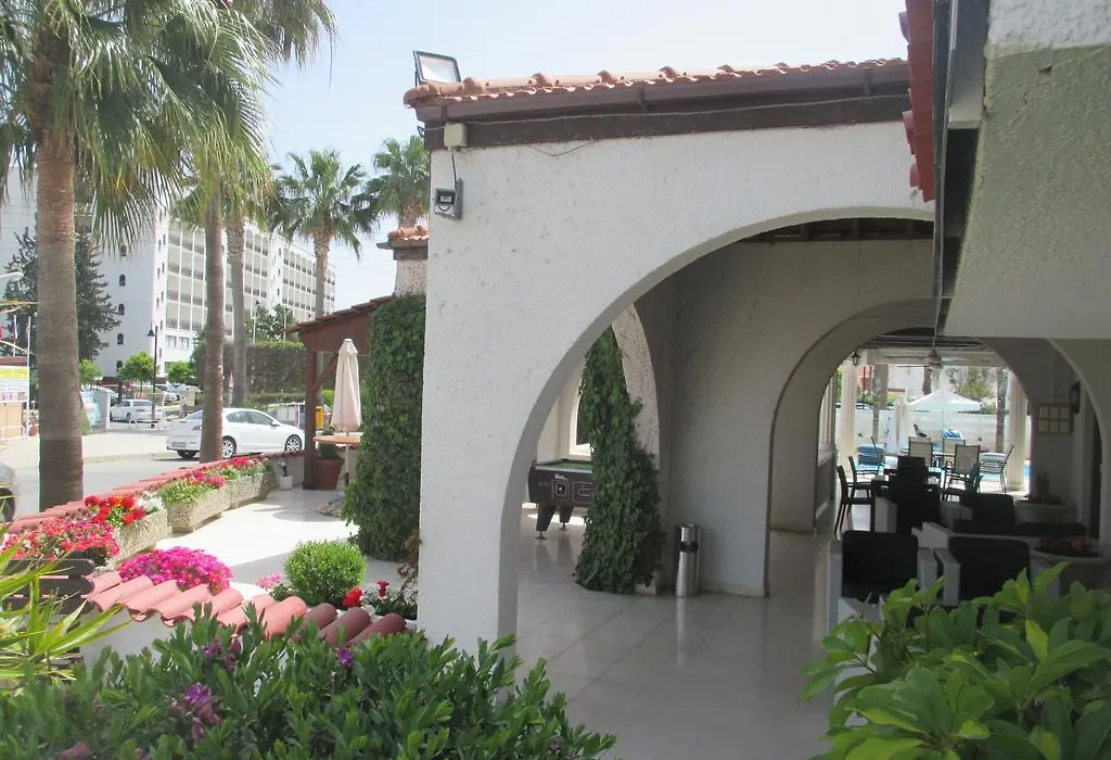 Tsialis Hotel Apartments-1