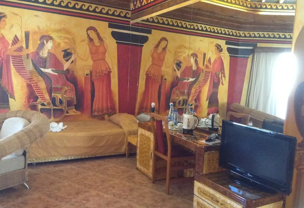 Roman Boutique Hotel-1