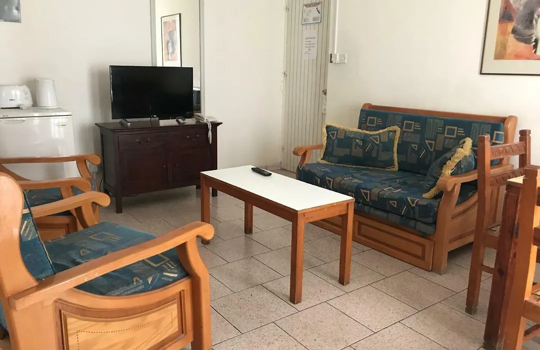 Daphne Hotel Apartments (Adults Only)-1