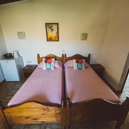 Vasilias Nikoklis Inn-3