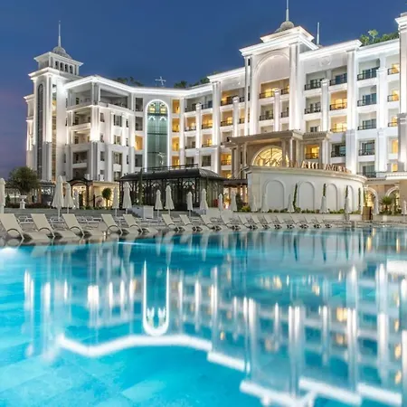 Merit Royal Diamond Hotel & Spa-3