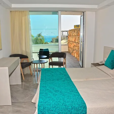 Melini Hotel Suites-3