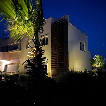 True Frontline Apartment In Tatlisu North Cyprus-2