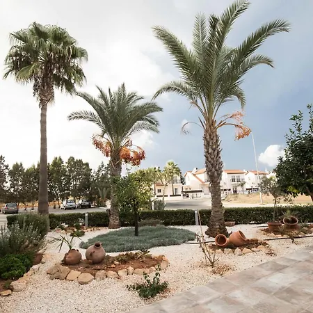 Debbiexenia Hotel Apartments-3