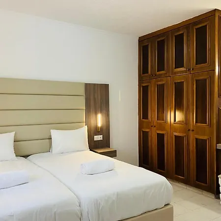 Marlita Beach Hotel Apartments-2