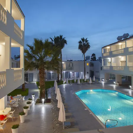 Princessa Vera Hotel Apartments-3