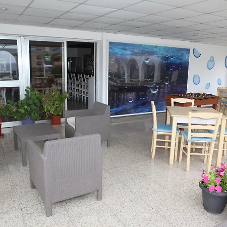 Polyxeni Hotel Apartments-3