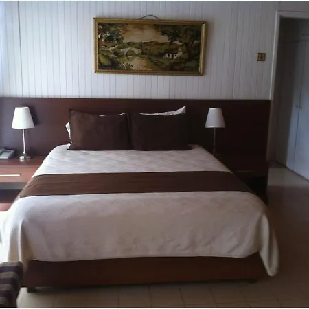 La Hotel & Resort-2