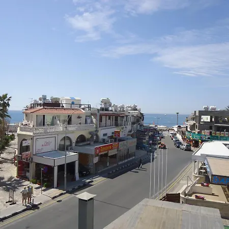 Daphne Hotel Apartments (Adults Only)-3