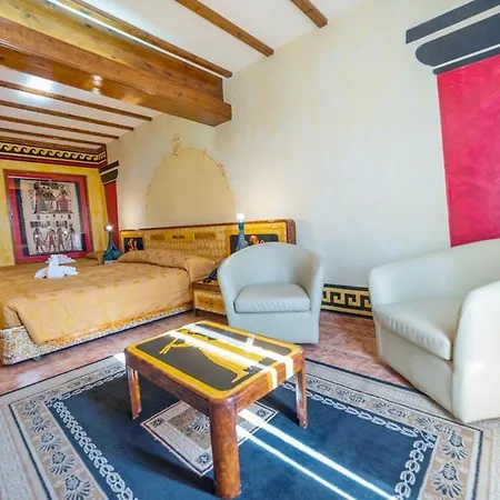Roman Boutique Hotel-3