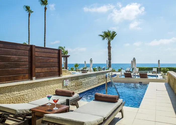 Alexander The Great Beach Hotel Paphos, Chipre