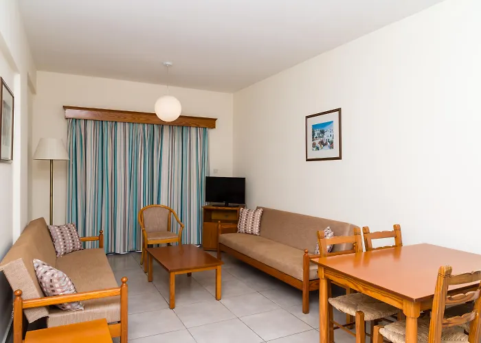 Kefalos Damon Hotel Apartments Paphos, Cyprus