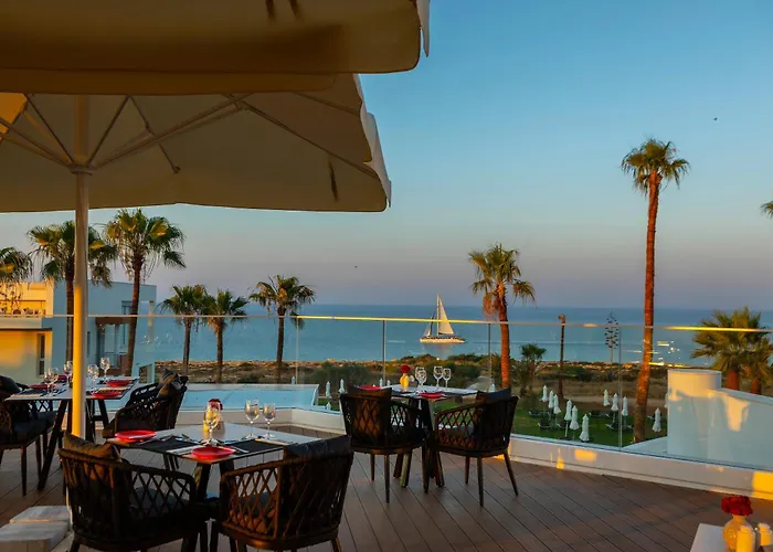 Leonardo Crystal Cove Hotel & Spa - Adults Only Protaras, Cypr