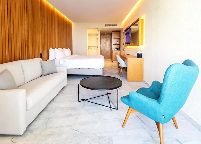 Radisson Beach Resort Larnaka, Zypern