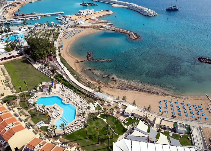 Myroandrou Beach Apartments