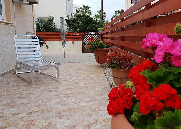 Philippou Beach Villas & Apartments