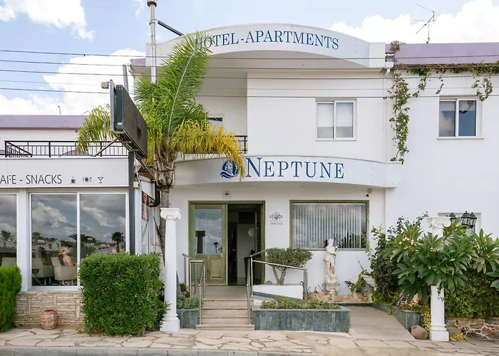 Neptune Apartments Paphos