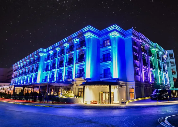 Rocks Hotel & Casino