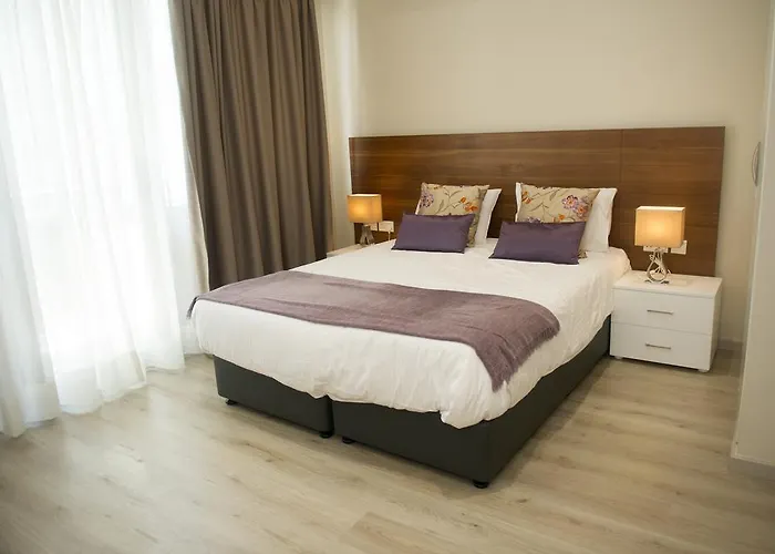 Manolia City Residences
