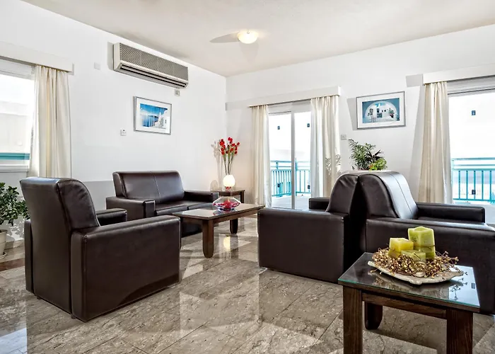 Sunny Hill Apartments
