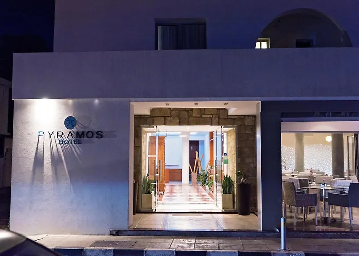 Pyramos Hotel
